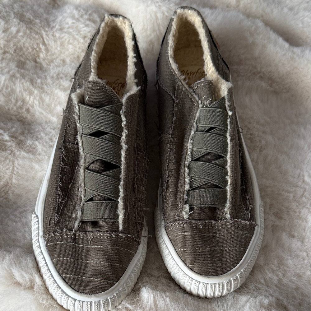 Blowfish Olive Sneakers with Faux Fur lining